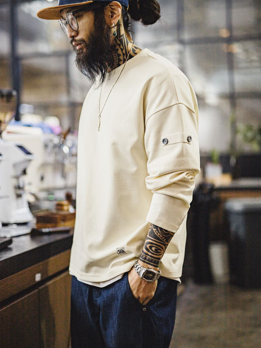 Everyday Look | Ribbed V-neck T-Shirt