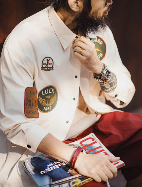 Vintage Casual | Embroidered Badget Shirt