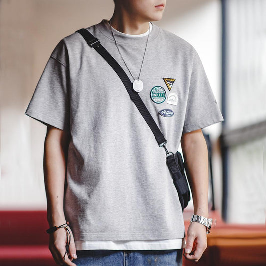 MADEN Herren T-Shirt aus schwerer Baumwolle mit besticktem Abzeichen