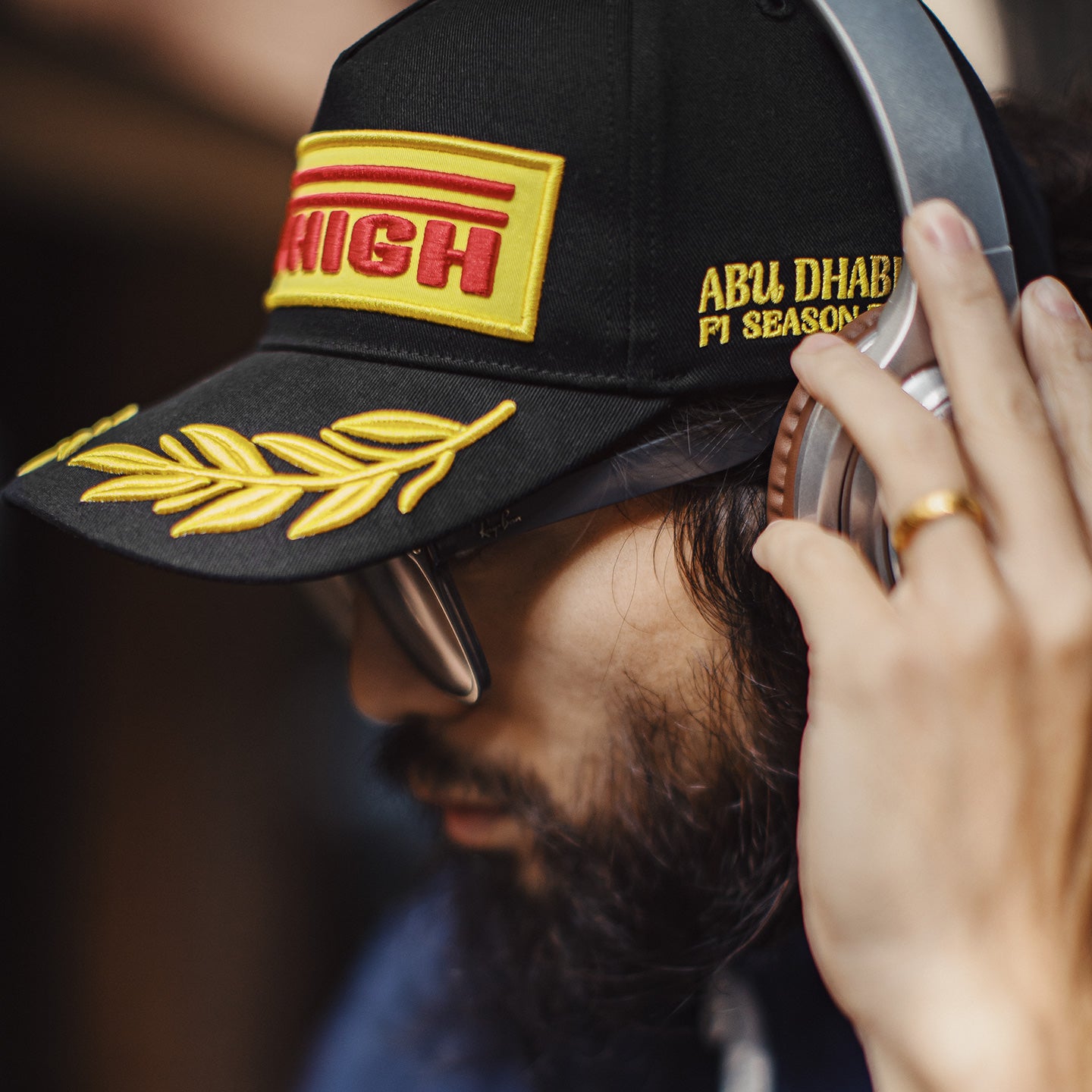 MADEN Schwarze F1 Champion bestickte Flat Brim Cap