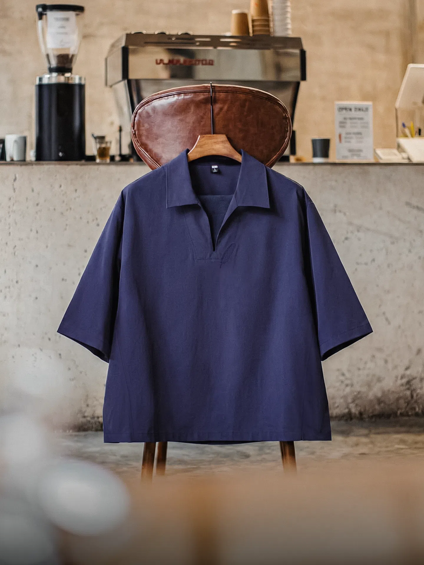 MADEN Vintage Feather V-Neck Polo
