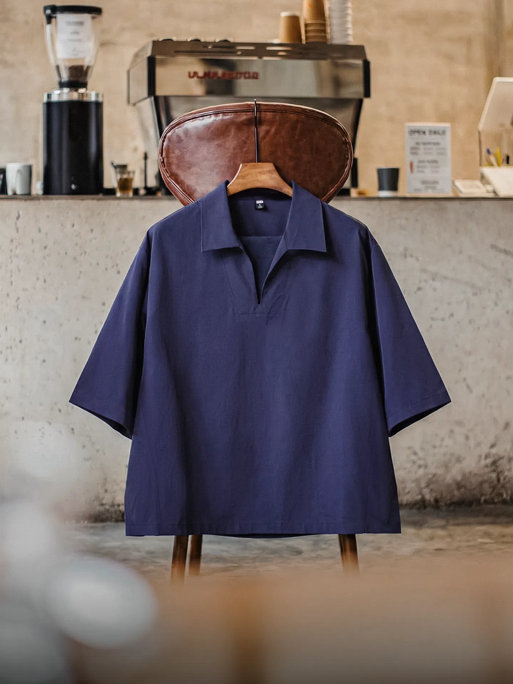 MADEN Vintage Feather V-Neck Polo