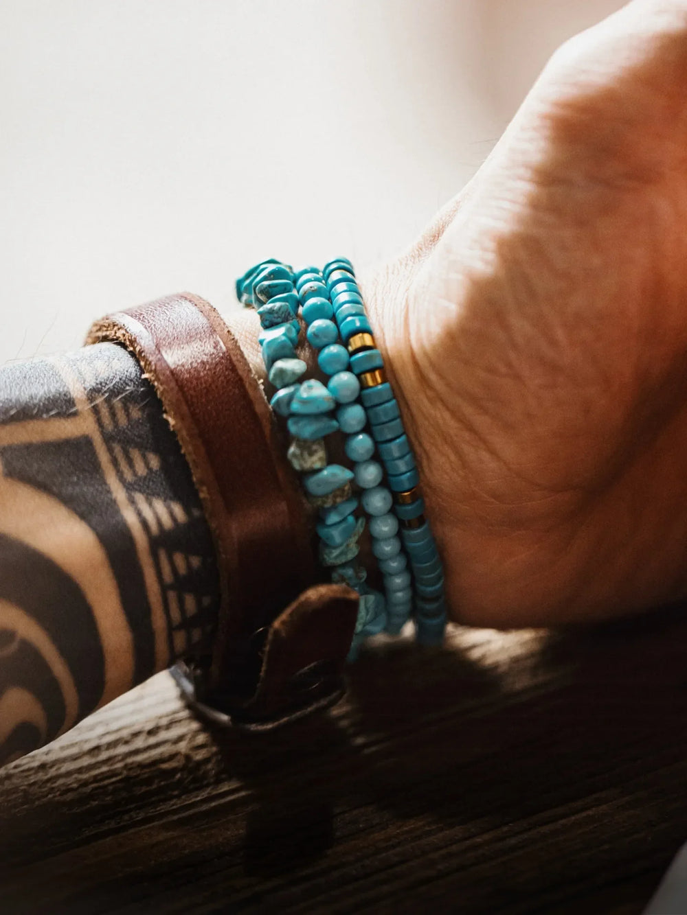 MADEN Vintage Turquoise Beaded Stretch Bracelet for Daily Wear