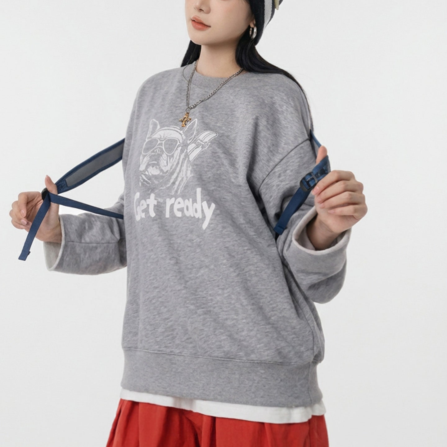 MADEN Grauer, schwerer Pullover mit Print 