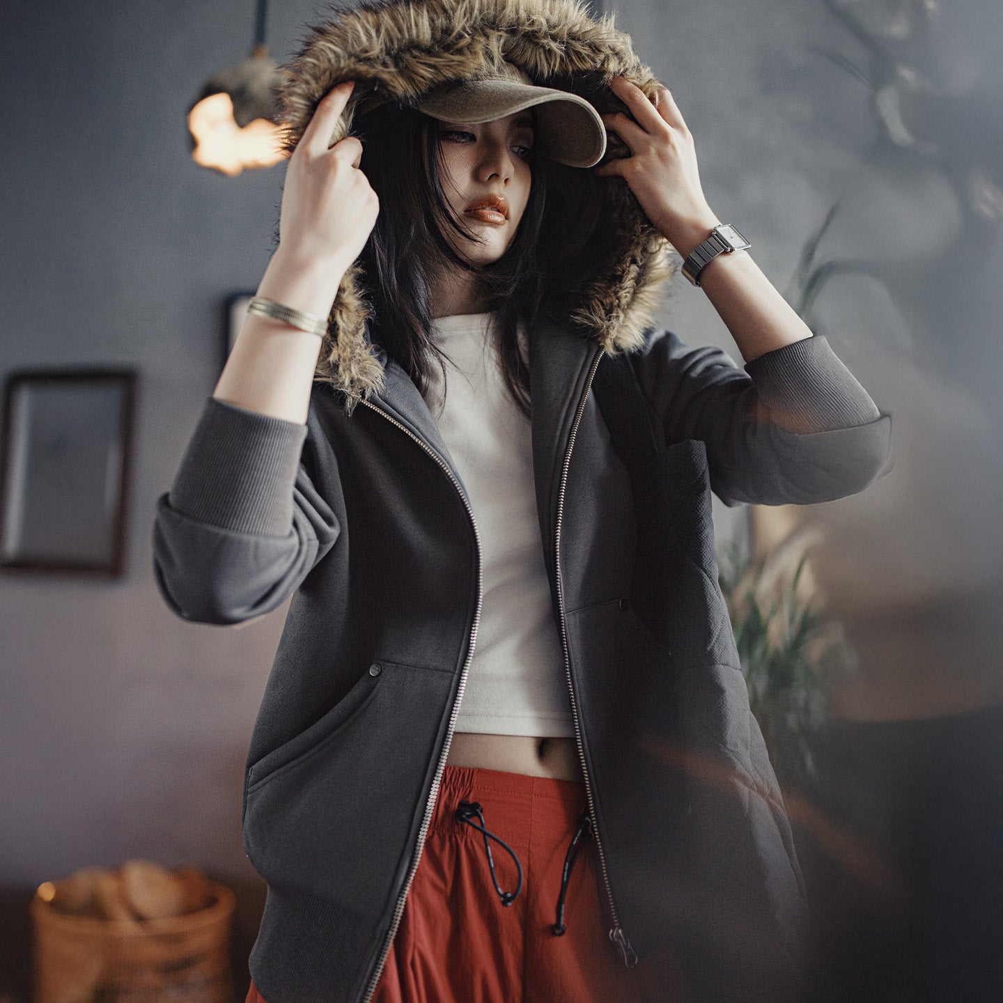 MADEN Fleece-Kapuzenjacke mit Pelzkragen und Reißverschluss 