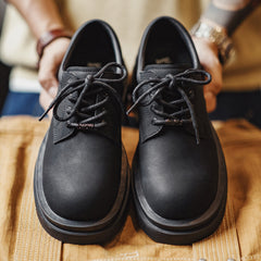 MADEN Matt schwarze Derby-Schuhe