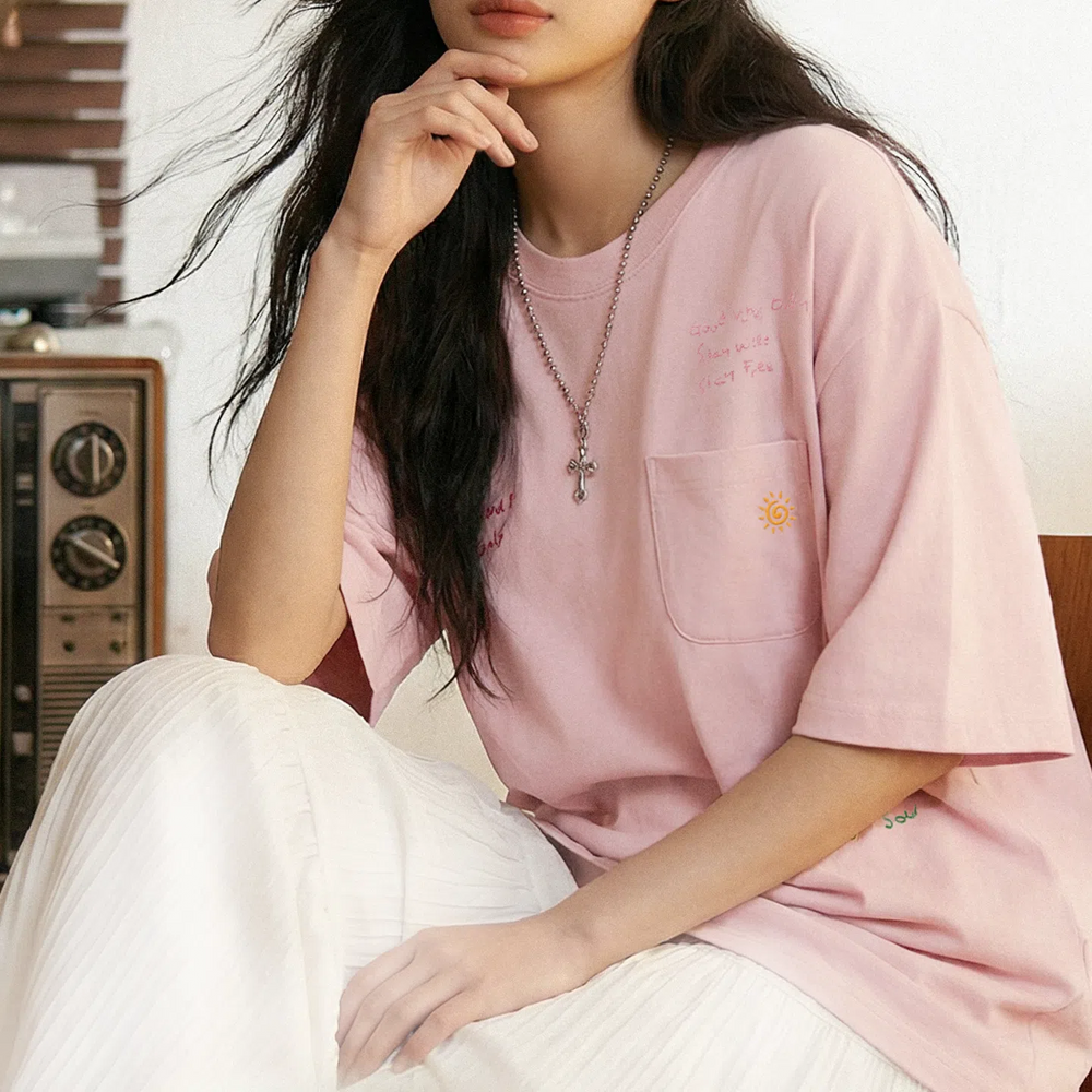 MADEN Women's Pink Pocket Embroidery Tee