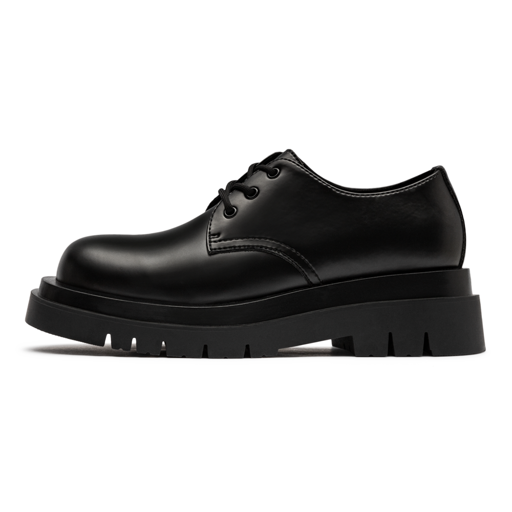 MADEN Schwarze Derby-Schuhe – Klobige Dicksohle