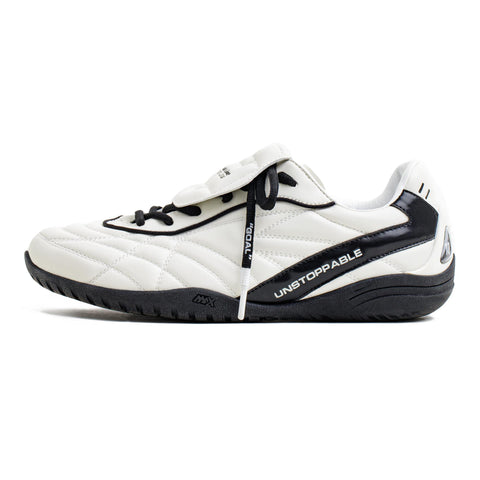 MADEN Men’s Lightweight Soccer Training Shoes