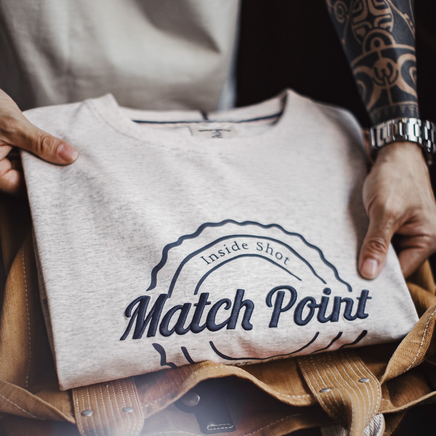 Áo thun thêu Match Point MADEN