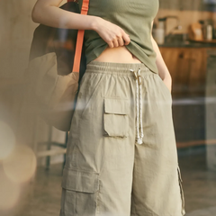 MADEN Women's Multi-Pocket Capri Cargo Pants for Daily Wear