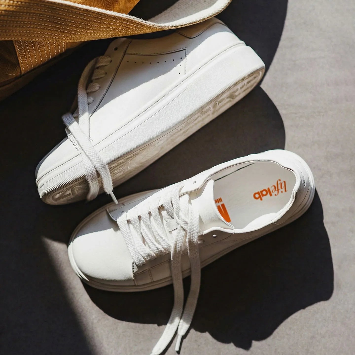 MADEN Classic Chunky White Sneakers