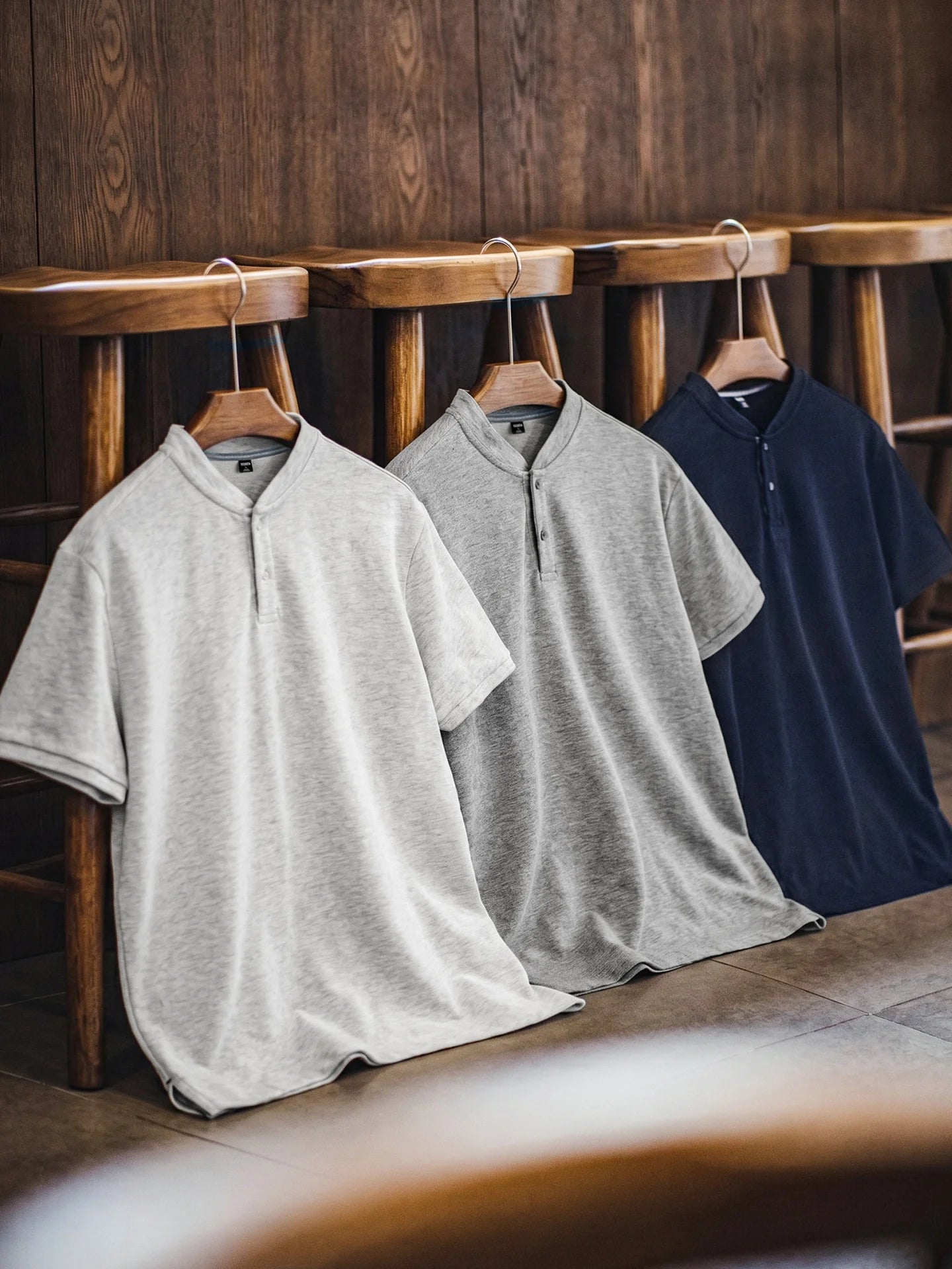 MADEN Men's Quick-Dry Moisture-Wicking Short-Sleeve Henley Shirt