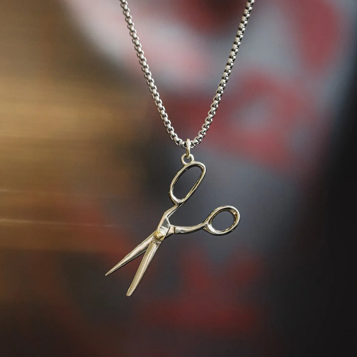 MADEN Vintage Scissors Pendant Necklace in White Brass