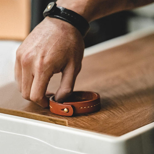 MADEN Men's Vegetable-Tanned Leather Adjustable Bracelet