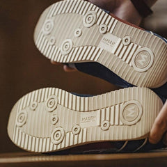 Zapatillas retro de malla con costuras MADEN