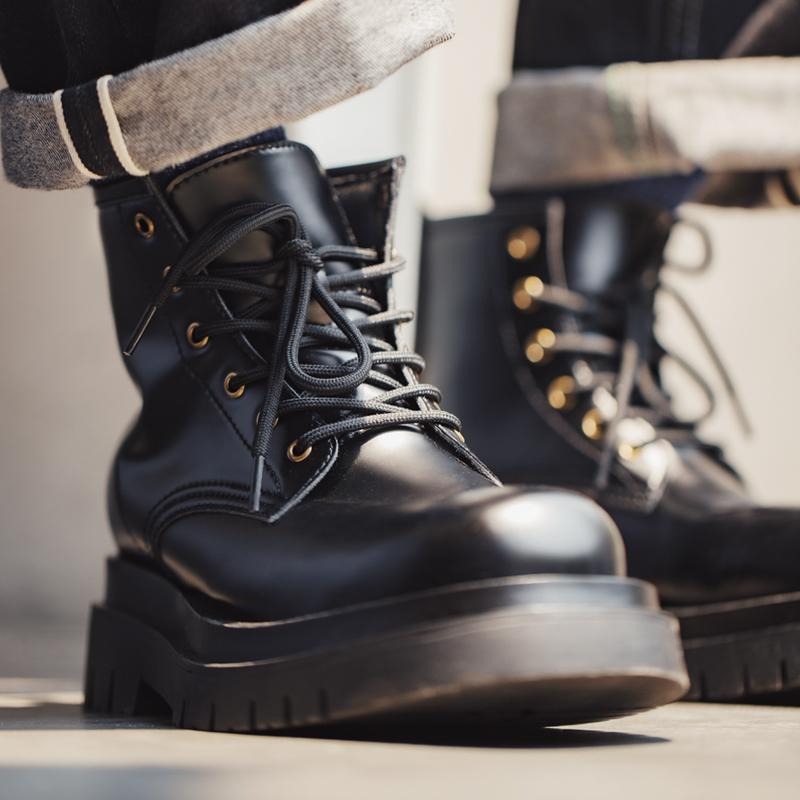 MADEN Vintage Britischer Stil Mid-Top Schnürstiefel