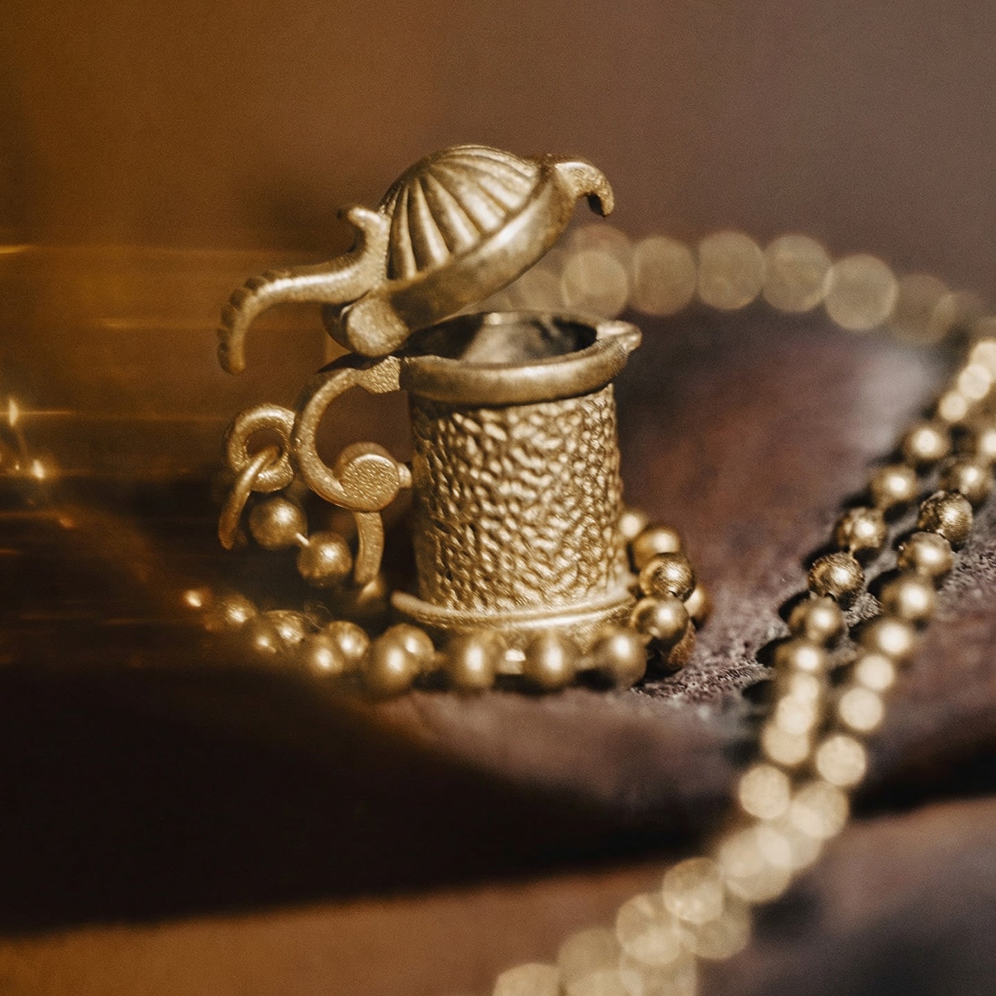 MADEN Brass Handle Kettle Pendant Necklace