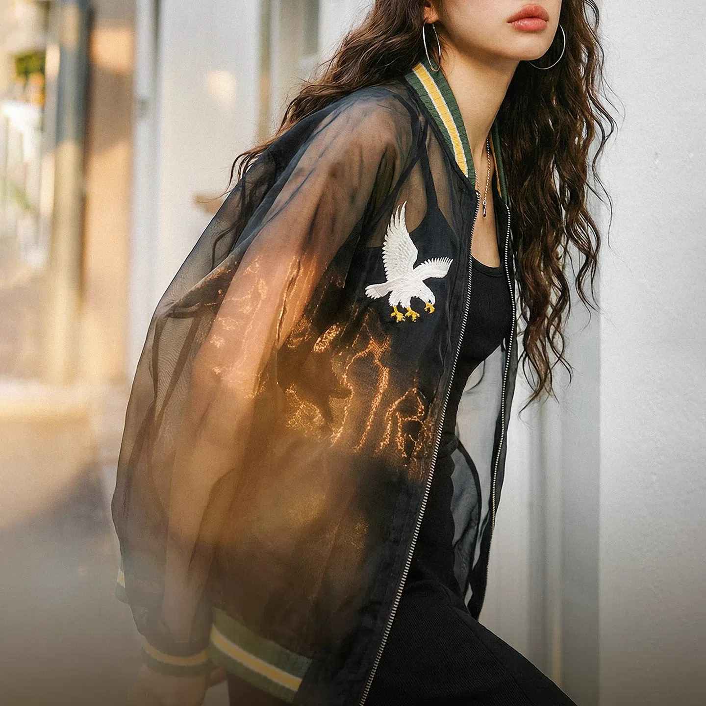 Chaqueta Sukajan de organza bordada transparente MADEN