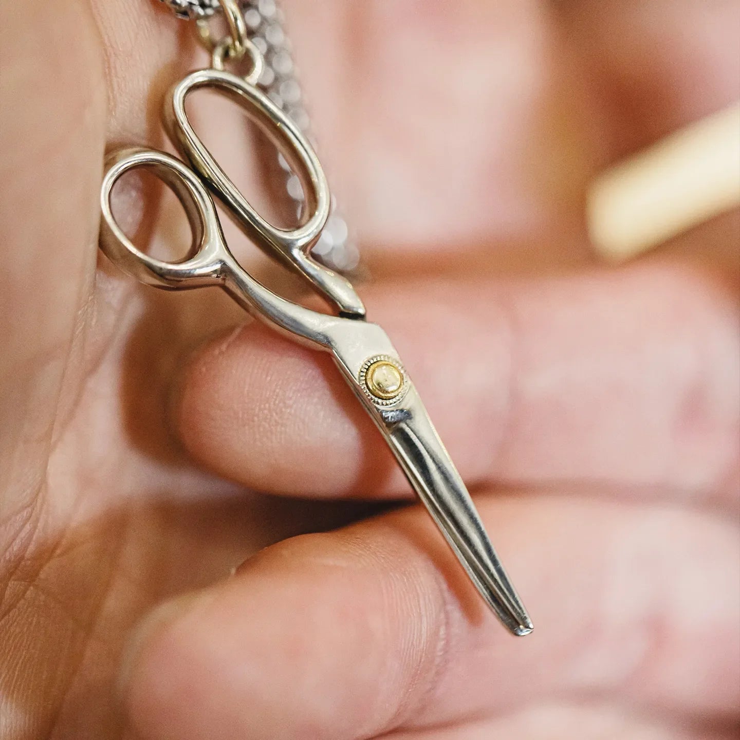 MADEN Vintage Scissors Pendant Necklace in White Brass