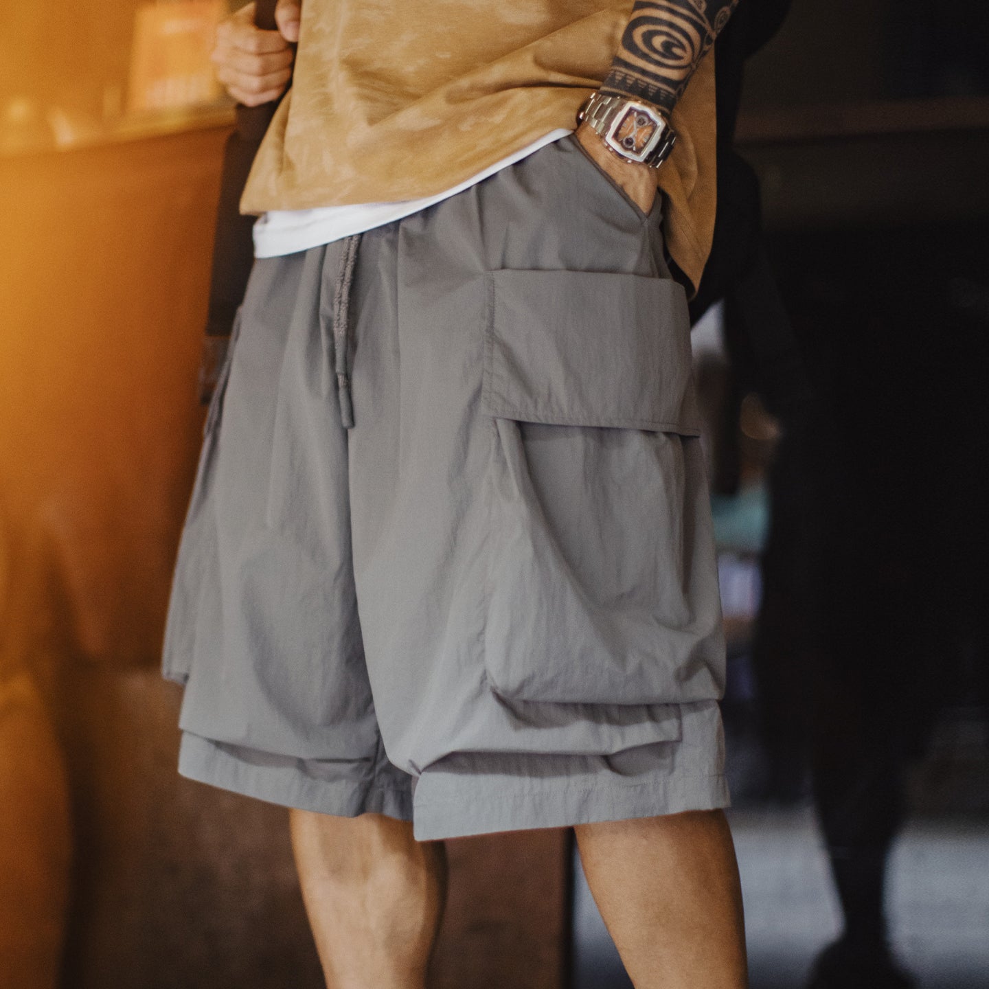 MADEN Men's Loose-Fit Multi-Pocket Cargo Shorts
