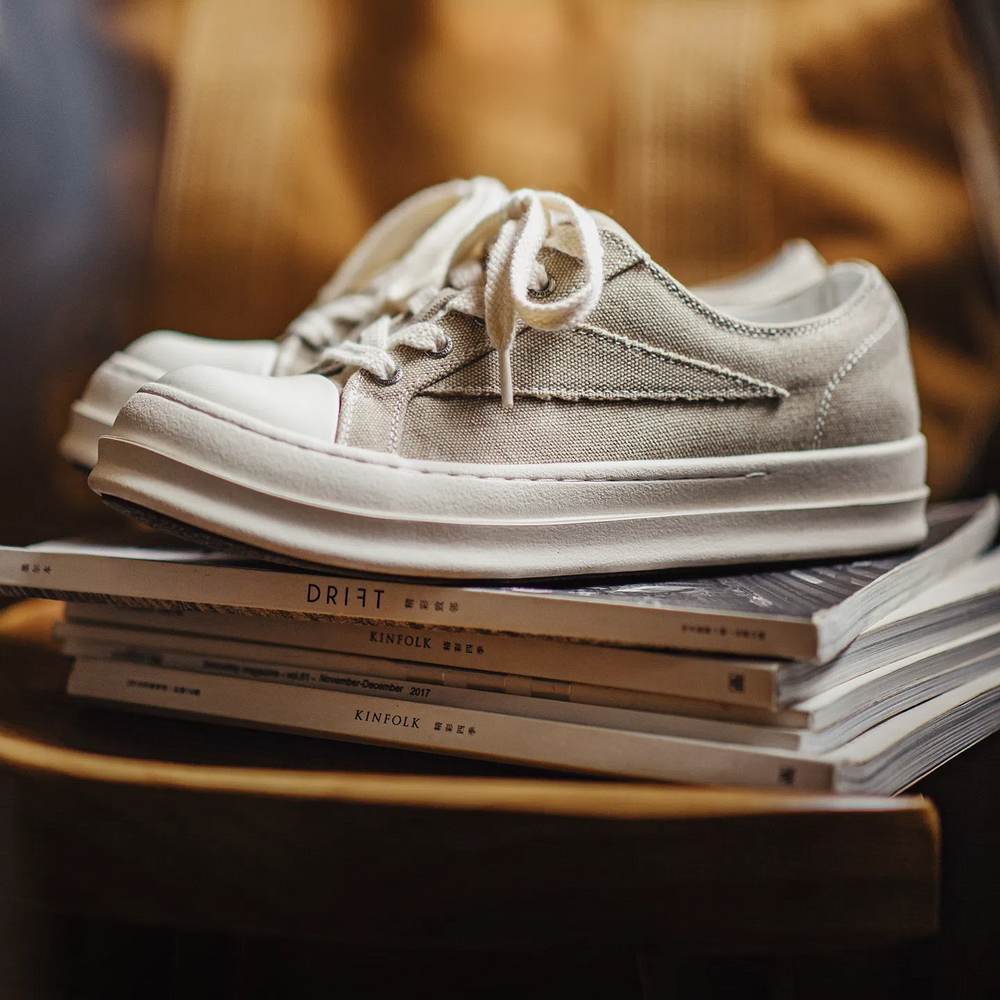MADEN RO Vintage Canvas Sneakers