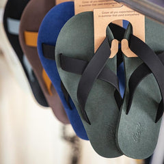 MADEN Sommer-Strandsandalen
