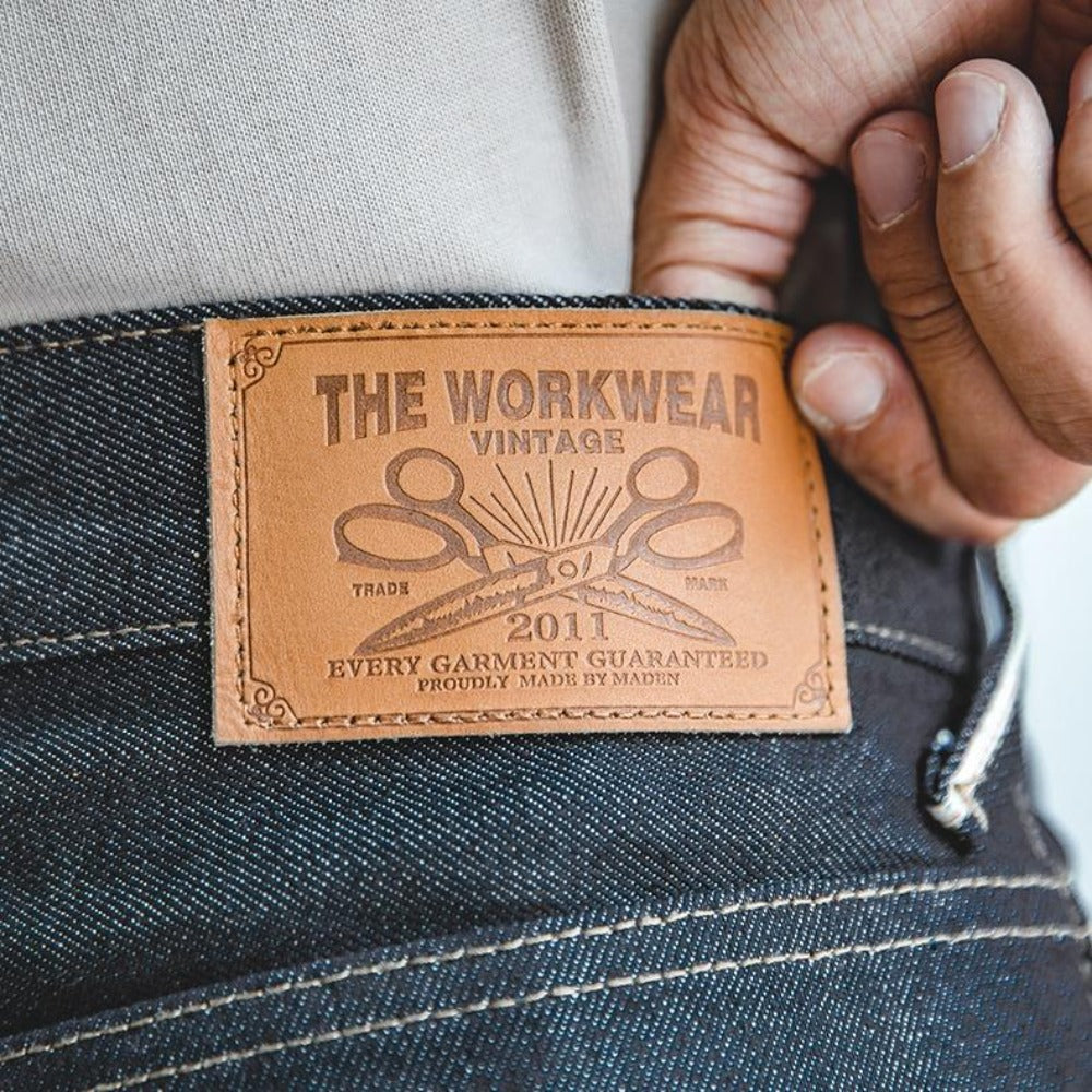 Jeans rectos de mezclilla cruda selvedge de 13.5oz para hombre MADEN