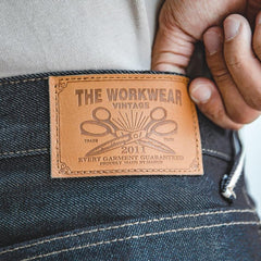 Jeans rectos de mezclilla cruda selvedge de 13.5oz para hombre MADEN