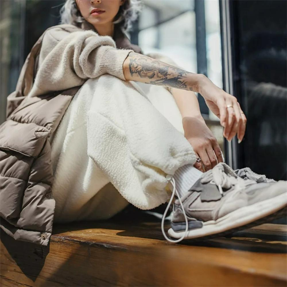 MADEN Damen Herbst/Winter Freizeithose mit Plüschfutter und Fleece-Einlage, Strickhose mit geradem Bein 