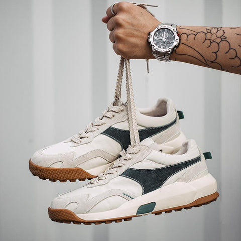 MADEN Herren-Sportschuhe mit niedrigem Schaft, dicker Sohle, atmungsaktivem Wildleder, vielseitigen Freizeitschuhen für Herren, Retro-Laufschuhen 