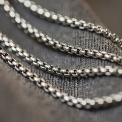 MADEN Vintage Scissors Pendant Necklace in White Brass