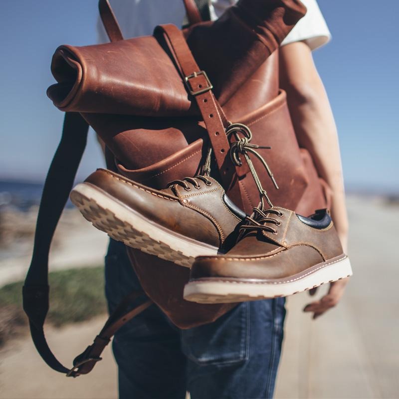 MADEN Men’s Retro Low-Top Leather Boots