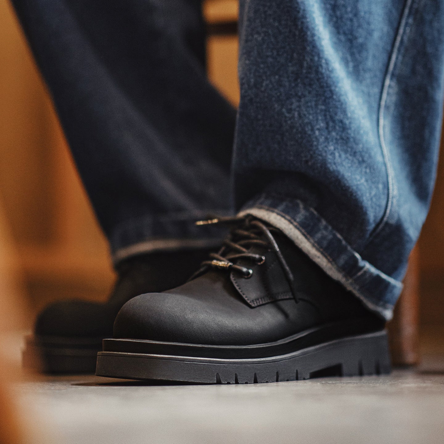 MADEN Matt schwarze Derby-Schuhe