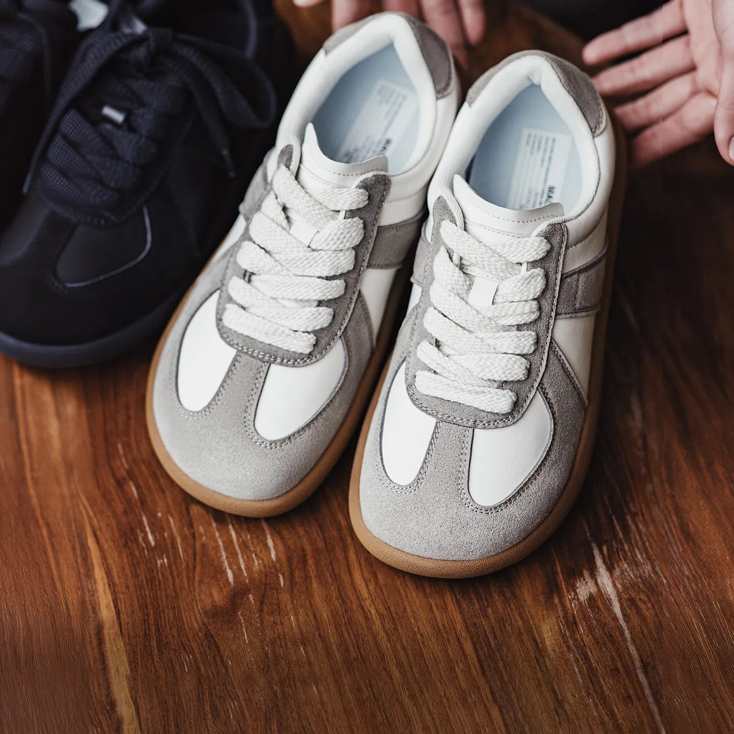 MADEN Wide Toe Vintage Trainer Shoes
