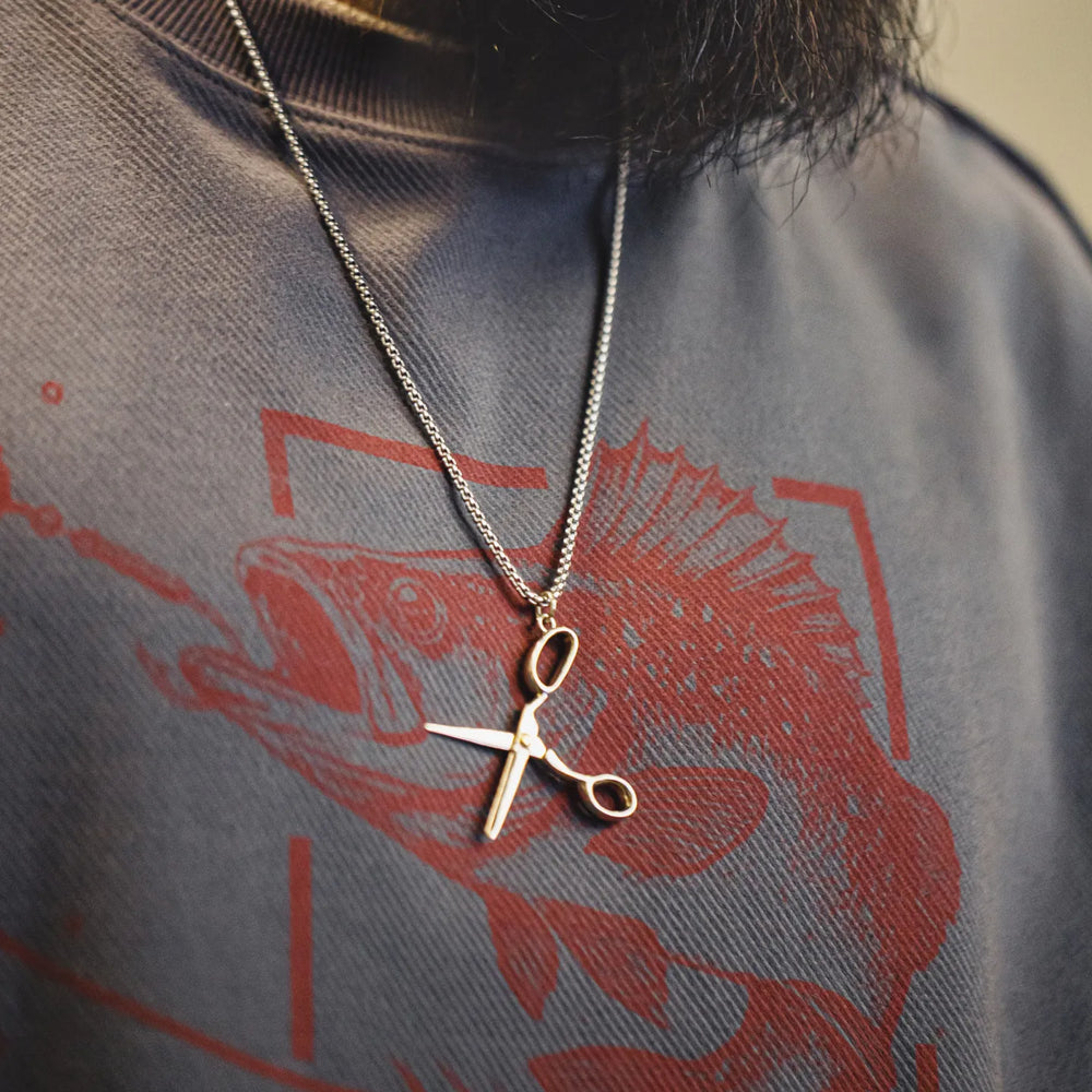 MADEN Vintage Scissors Pendant Necklace in White Brass