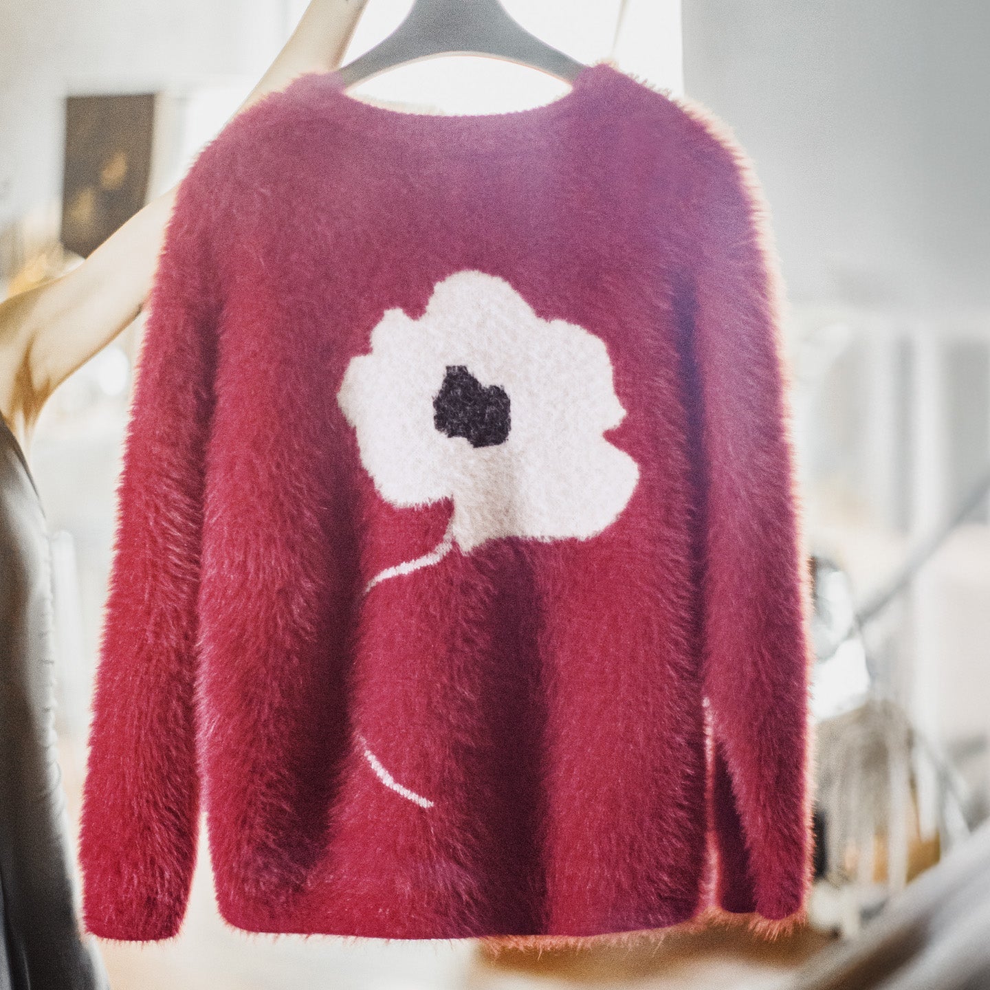 MADEN Chunky Cable-Knit Fuzzy Pullover Sweater