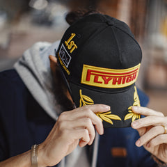 MADEN Schwarze F1 Champion bestickte Flat Brim Cap