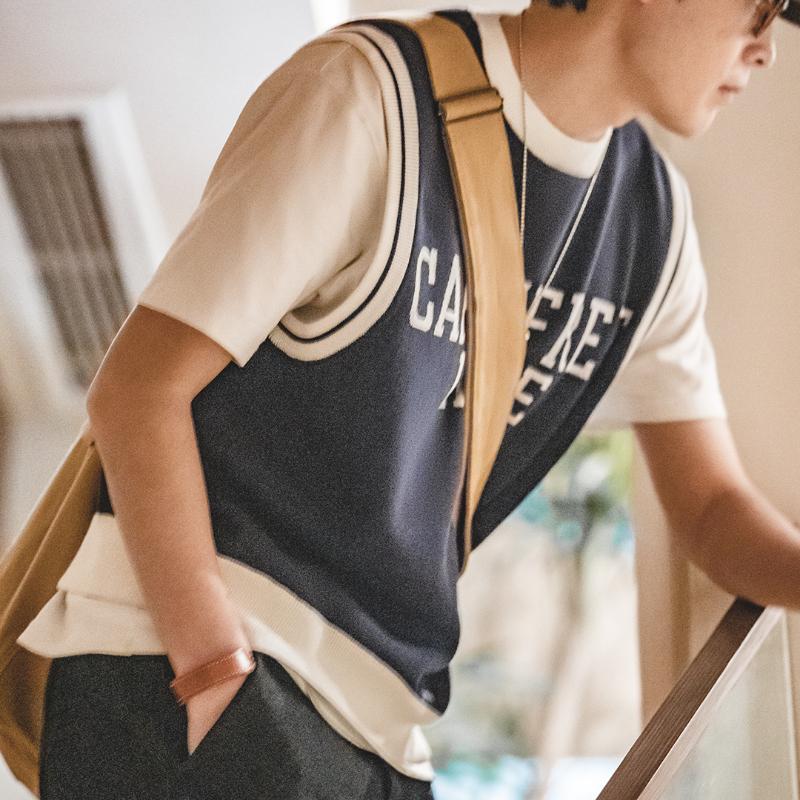 MADEN Preppy Strickweste für Herren im Ivy-Stil, lässige City-Boy-Strickweste mit Buchstabenmuster, ärmelloses Oberteil, Frühjahr 2023 