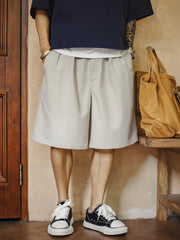 MADEN Minimalist Old Money Gurkha Pleated Wide-Leg Shorts