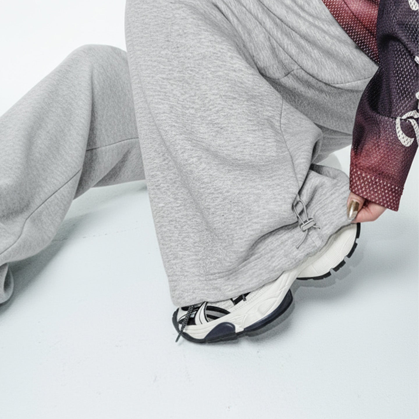 Pantalones deportivos gris claro para mujer MADEN con cintura elástica