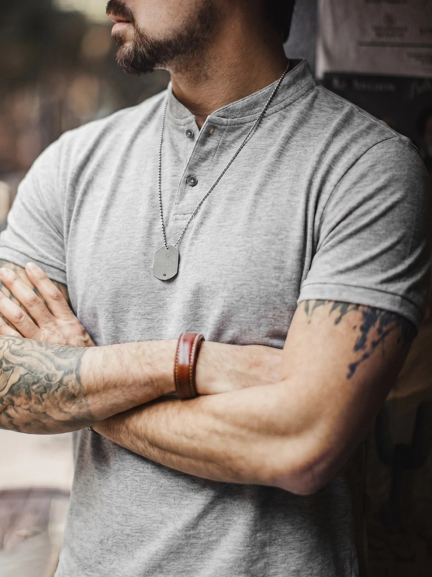 MADEN Men's Quick-Dry Moisture-Wicking Short-Sleeve Henley Shirt