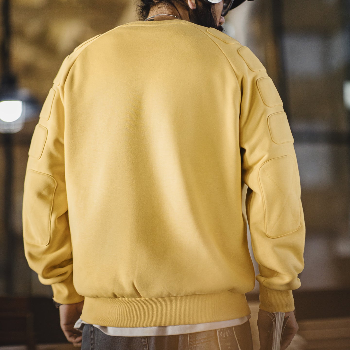 MADEN Fleecegefüttertes olivgrünes Sweatshirt mit Rundhalsausschnitt