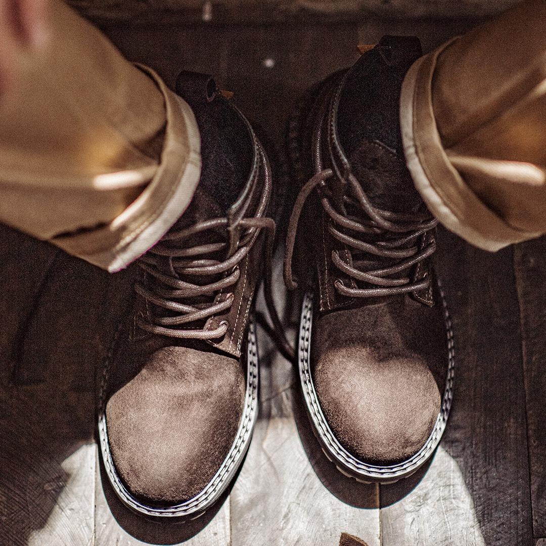 MADEN Retro Brown Mid-Top Leather Desert Boots