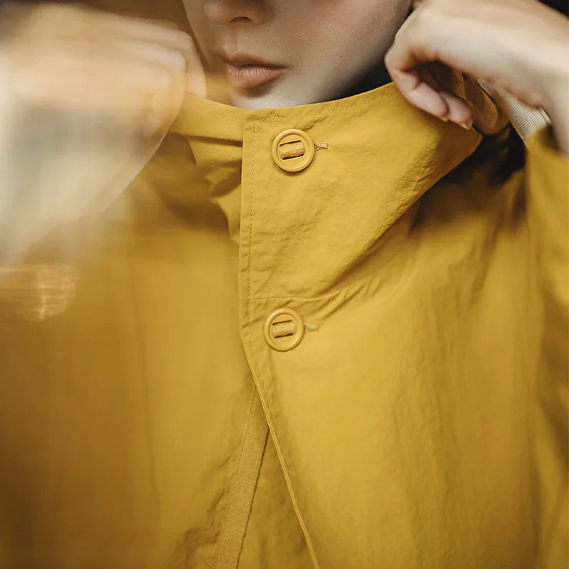 Chaqueta cortavientos con capucha para mujer MADEN Amarilla de corte holgado Abrigo casual para exteriores Ligera Impermeable de un solo pecho