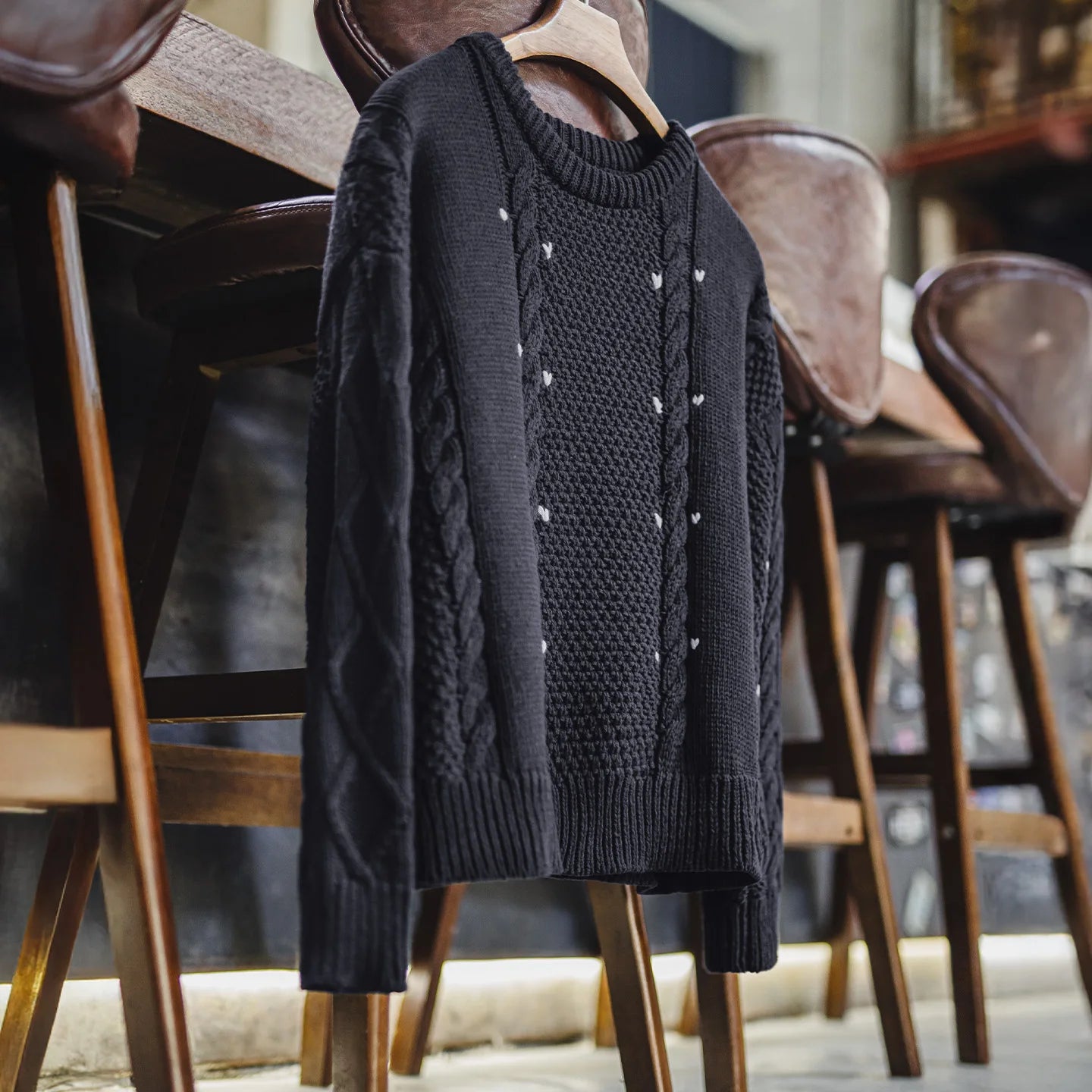 MADEN Strickpullover mit Zopfmuster und Herzmotiv