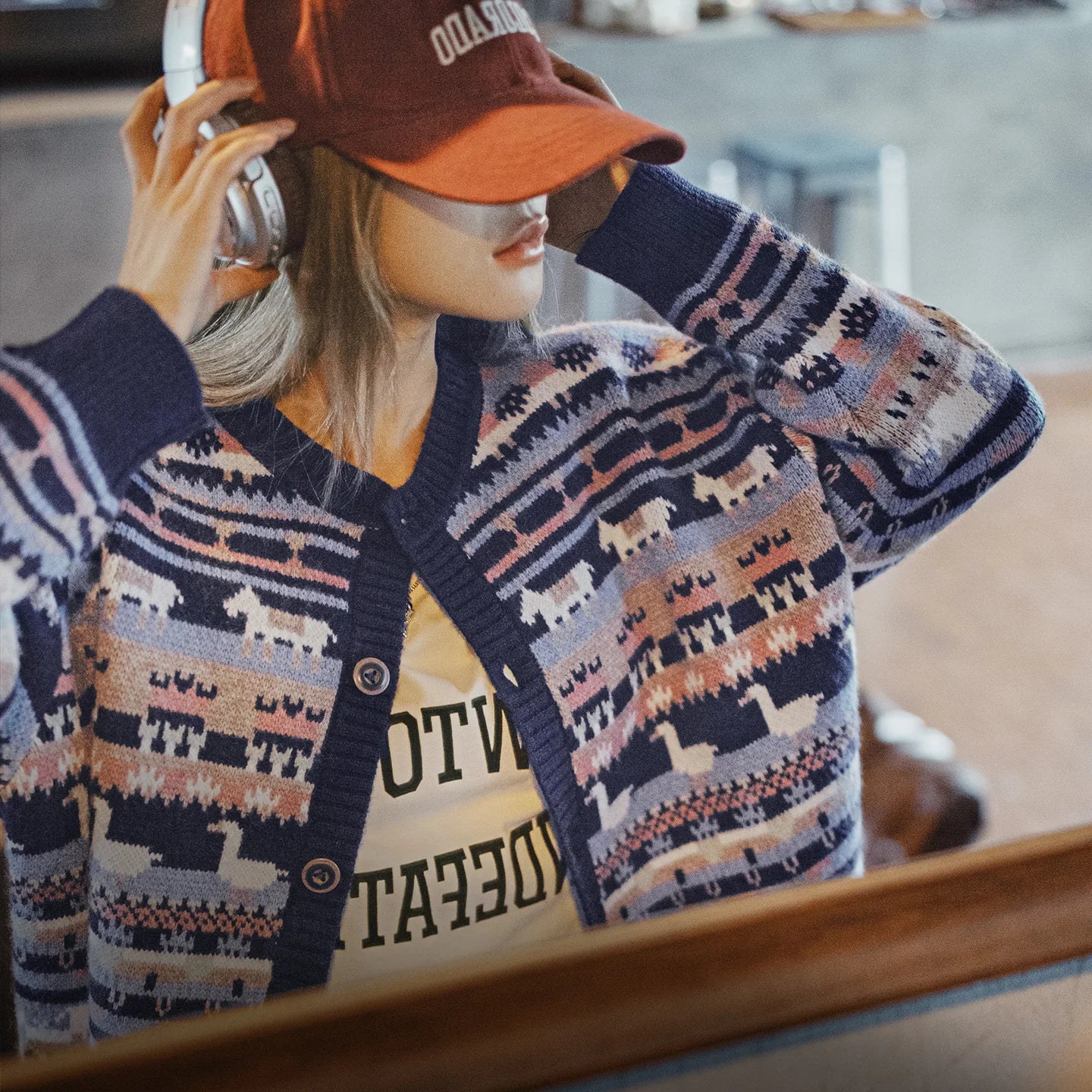 MADEN Fair Isle Knit Cardigan for Women Thick Warm Winter Sweater Coat Vintage Jacquard Pattern Loose Fit Knitwear