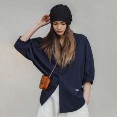 Chemise MADEN pour femme, manches chauve-souris, col montant, coupe ample, bleue 