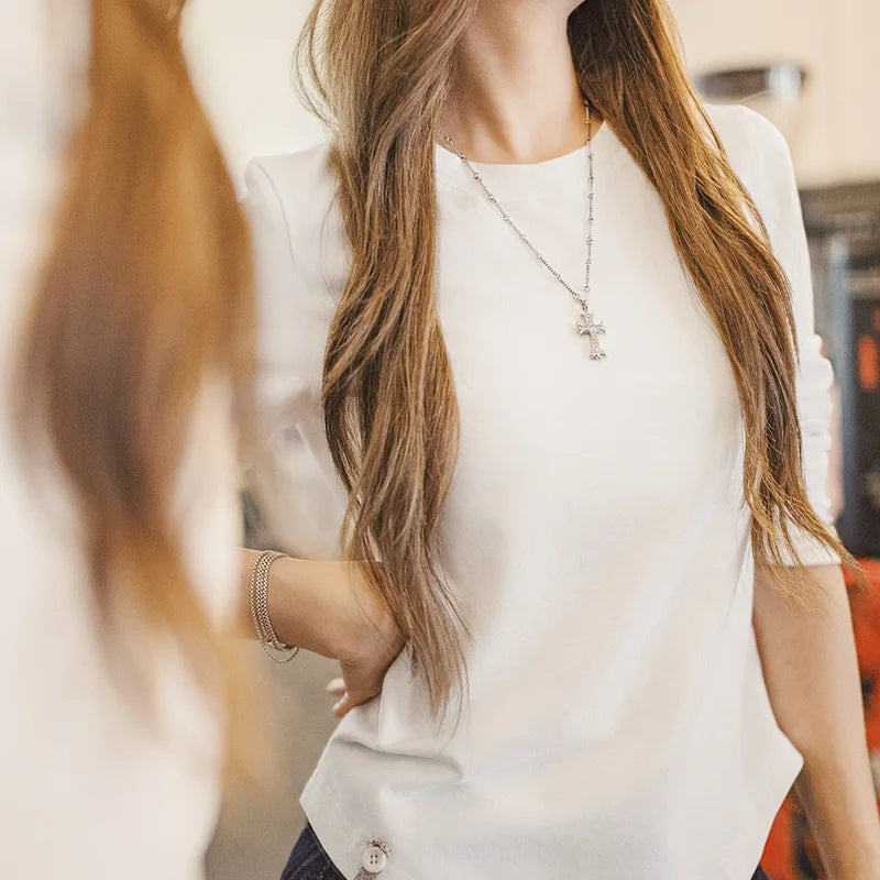 Camiseta ajustada de manga larga con cuello redondo para mujer MADEN