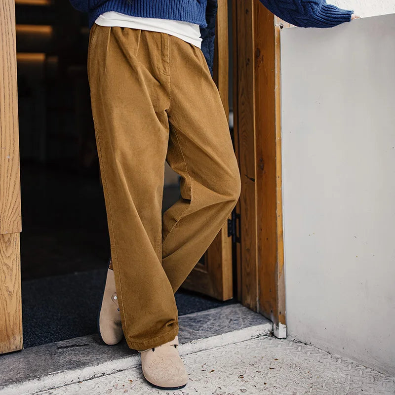 Pantalones de pana de corte holgado MADEN